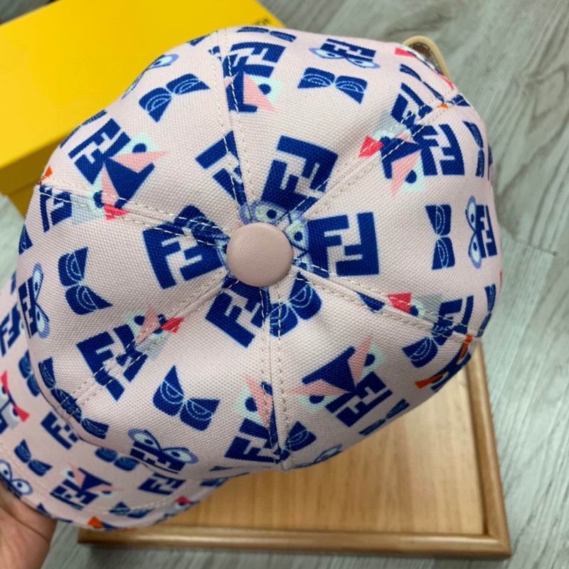 Fendi Cap 136 (18)